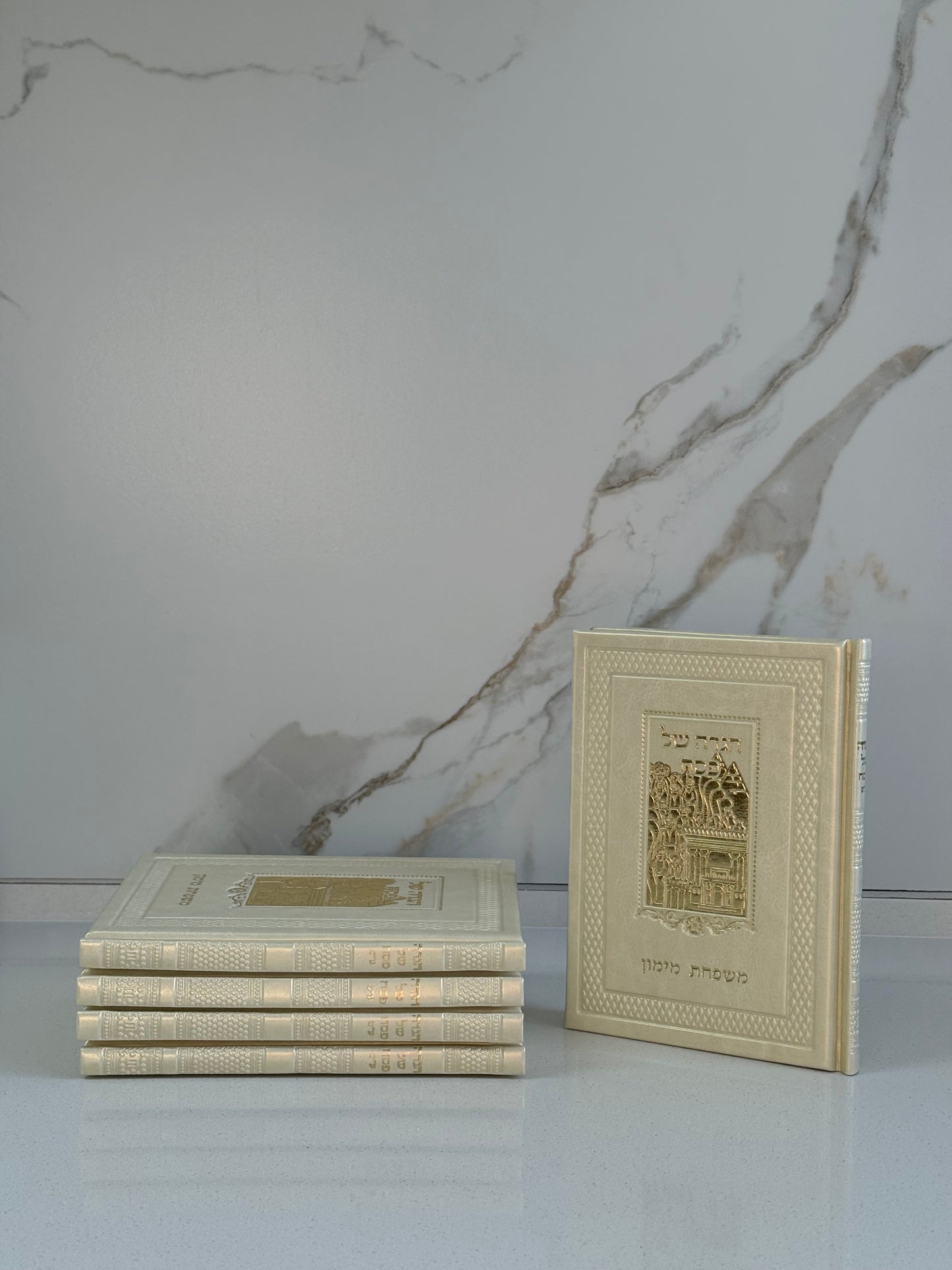 מארז אביב בז׳